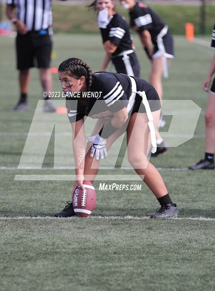 Thumbnail 3 in Lakewood vs Valor Christian photogallery.