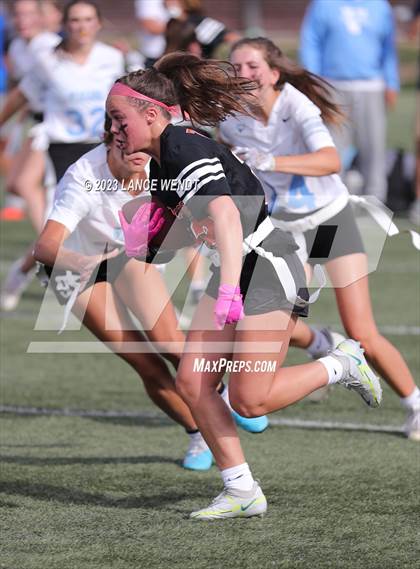 Thumbnail 3 in Lakewood vs Valor Christian photogallery.