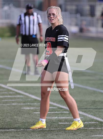 Thumbnail 2 in Lakewood vs Valor Christian photogallery.