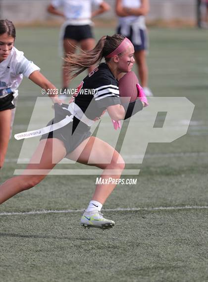 Thumbnail 2 in Lakewood vs Valor Christian photogallery.