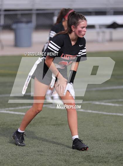 Thumbnail 1 in Lakewood vs Valor Christian photogallery.