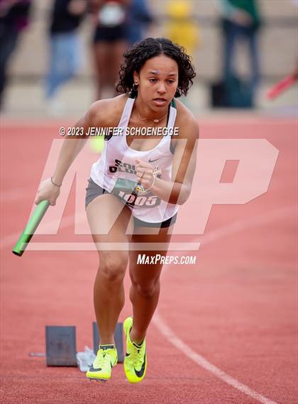 Thumbnail 3 in Brother Borgia Meet (Relays) photogallery.