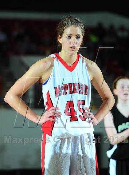 Thumbnail 2 in McPherson vs. Paola (KSHSAA State 4A Semifinal) photogallery.