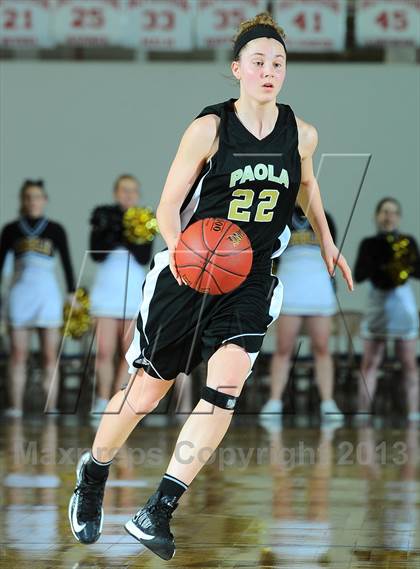 Thumbnail 1 in McPherson vs. Paola (KSHSAA State 4A Semifinal) photogallery.