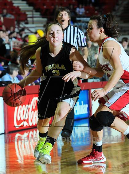 Thumbnail 2 in McPherson vs. Paola (KSHSAA State 4A Semifinal) photogallery.