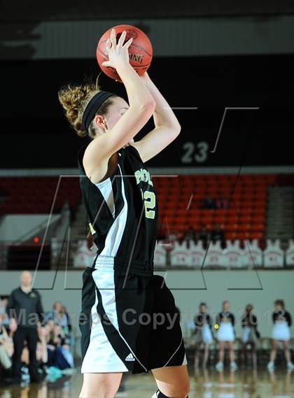 Thumbnail 2 in McPherson vs. Paola (KSHSAA State 4A Semifinal) photogallery.