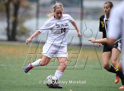 Thumbnail 2 in McKee Vo-Tech vs Beacon (PSAL A Division Quarterfinal) photogallery.