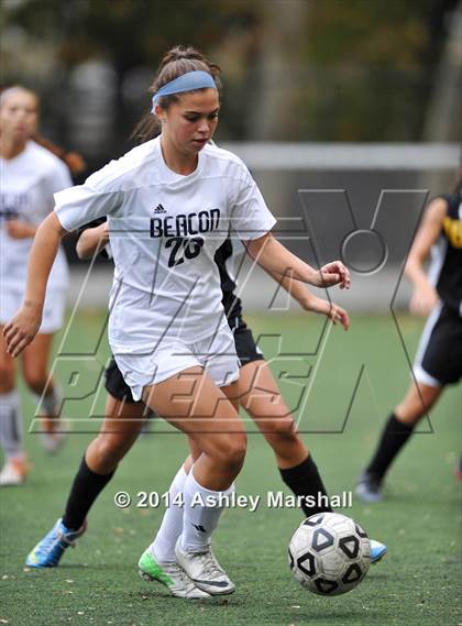 Thumbnail 3 in McKee Vo-Tech vs Beacon (PSAL A Division Quarterfinal) photogallery.
