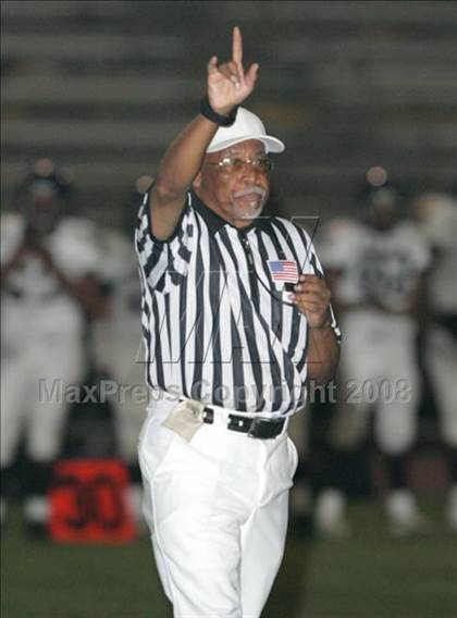 Thumbnail 3 in Chatsworth vs. Dorsey photogallery.