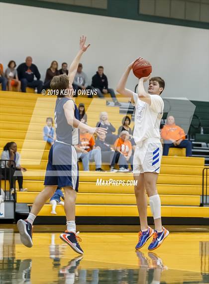 Thumbnail 2 in Hebron vs McKinney North (CFB Classic) photogallery.