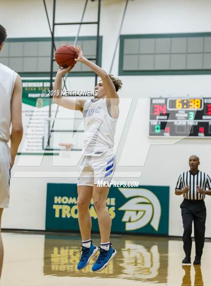Thumbnail 1 in Hebron vs McKinney North (CFB Classic) photogallery.