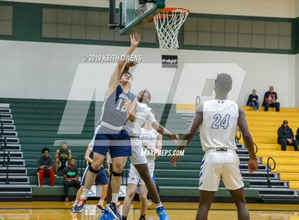 Thumbnail 3 in Hebron vs McKinney North (CFB Classic) photogallery.
