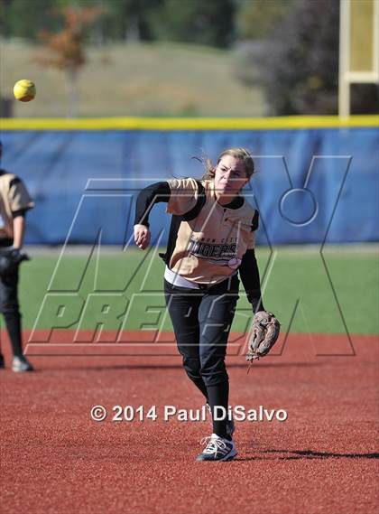 Thumbnail 2 in Canon City @ Valor Christian (CHSAA 4A Region 8 1st Round) photogallery.
