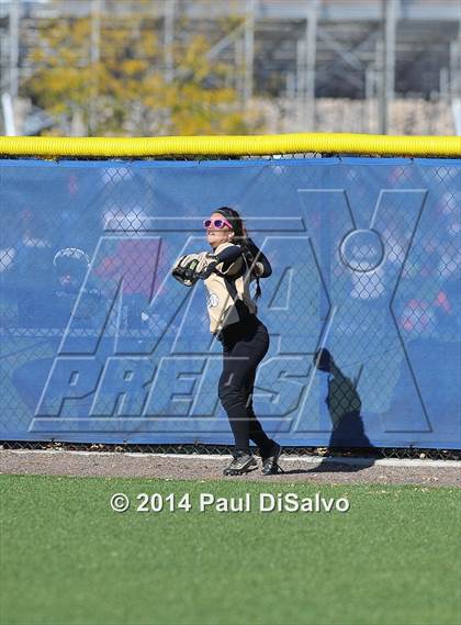Thumbnail 3 in Canon City @ Valor Christian (CHSAA 4A Region 8 1st Round) photogallery.