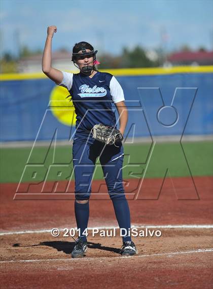 Thumbnail 3 in Canon City @ Valor Christian (CHSAA 4A Region 8 1st Round) photogallery.