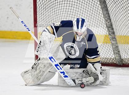 Thumbnail 2 in Notre Dame Catholic @ Fairfield Prep photogallery.