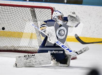 Thumbnail 2 in Notre Dame Catholic @ Fairfield Prep photogallery.