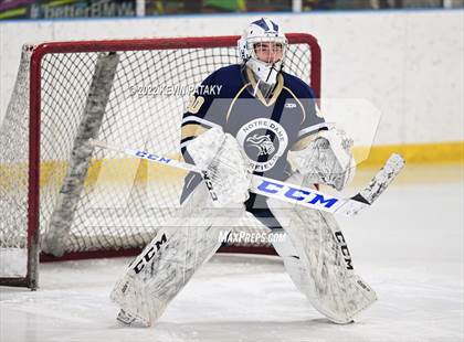 Thumbnail 2 in Notre Dame Catholic @ Fairfield Prep photogallery.