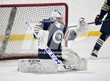 Thumbnail 2 in Notre Dame Catholic @ Fairfield Prep photogallery.
