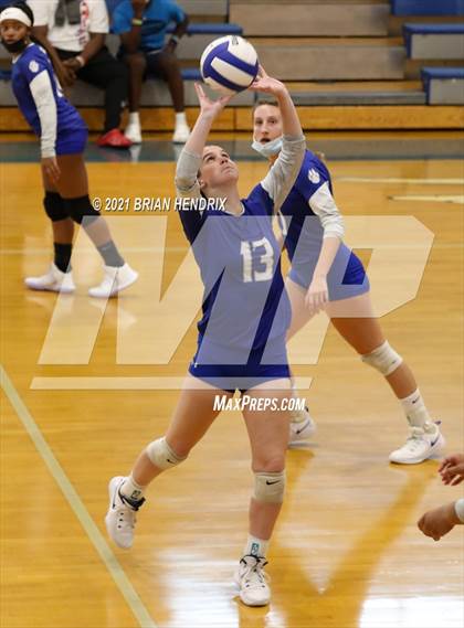 Thumbnail 2 in Foard @ Statesville photogallery.