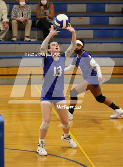 Thumbnail 2 in Foard @ Statesville photogallery.