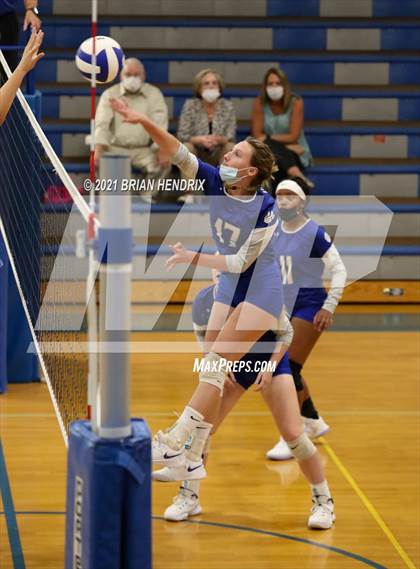 Thumbnail 1 in Foard @ Statesville photogallery.