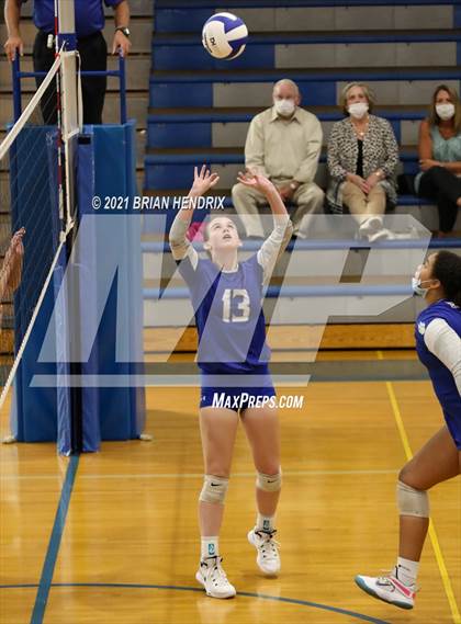 Thumbnail 3 in Foard @ Statesville photogallery.