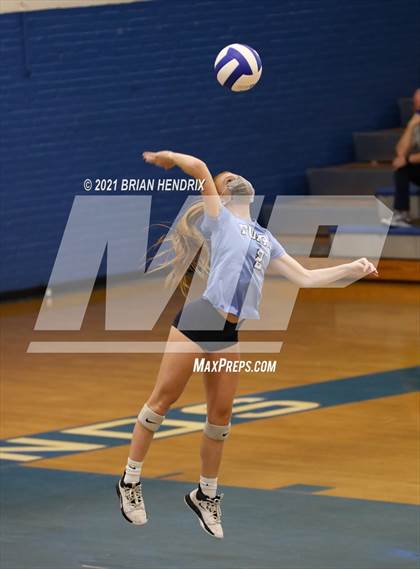 Thumbnail 1 in Foard @ Statesville photogallery.