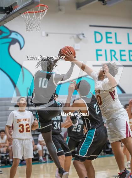 Thumbnail 1 in Guajome Park Academy vs. Southwest SD (6th Annual Del Lago Tip Off Classic) photogallery.