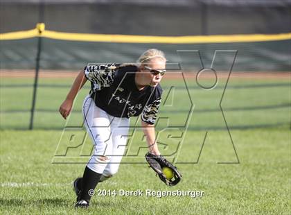 Thumbnail 2 in Rock Canyon vs. Arvada West (Festival of Champions) photogallery.