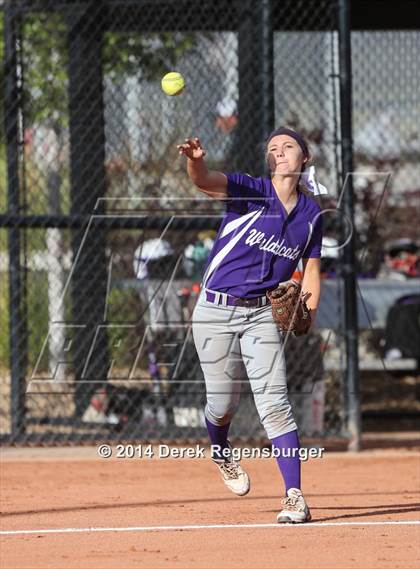 Thumbnail 2 in Rock Canyon vs. Arvada West (Festival of Champions) photogallery.
