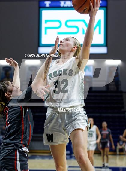 Thumbnail 3 in Fort Wayne North Side vs Westfield (PSM Holiday Shootout) photogallery.