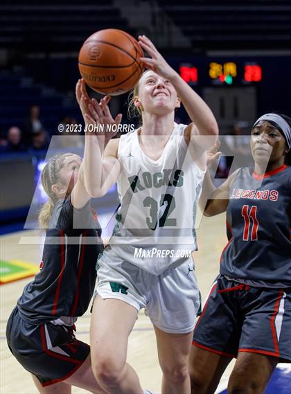 Thumbnail 2 in Fort Wayne North Side vs Westfield (PSM Holiday Shootout) photogallery.