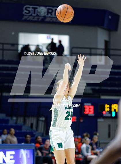 Thumbnail 2 in Fort Wayne North Side vs Westfield (PSM Holiday Shootout) photogallery.
