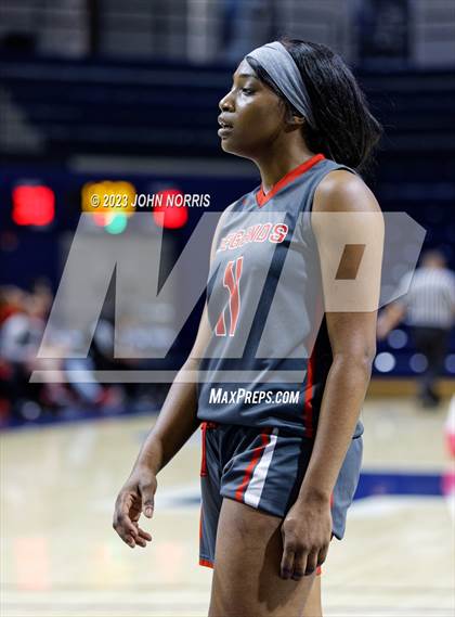 Thumbnail 1 in Fort Wayne North Side vs Westfield (PSM Holiday Shootout) photogallery.