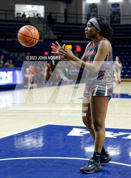 Thumbnail 1 in Fort Wayne North Side vs Westfield (PSM Holiday Shootout) photogallery.