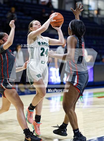 Thumbnail 3 in Fort Wayne North Side vs Westfield (PSM Holiday Shootout) photogallery.