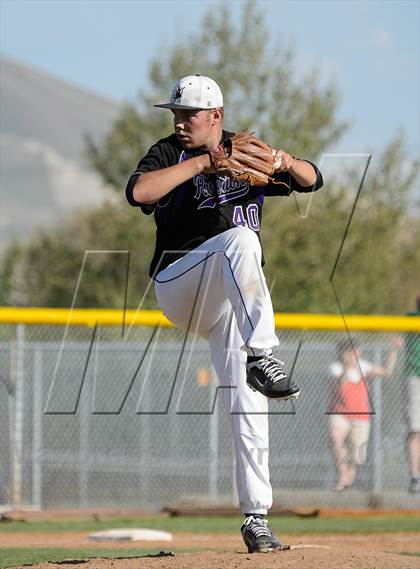 Thumbnail 1 in Riverton vs. Copper Hills (Utah 5A 1st round) photogallery.