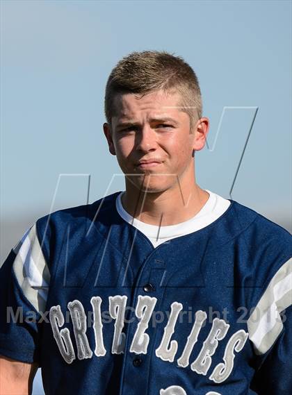 Thumbnail 2 in Riverton vs. Copper Hills (Utah 5A 1st round) photogallery.