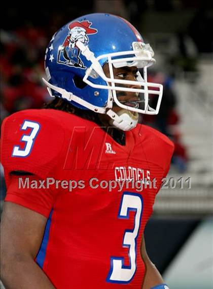 Thumbnail 2 in Christian County vs. Highlands (KHSAA Class 5A Commonwealth Gridiron Bowl) 	  photogallery.