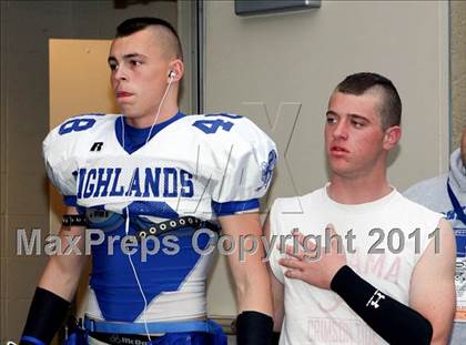 Thumbnail 3 in Christian County vs. Highlands (KHSAA Class 5A Commonwealth Gridiron Bowl) 	  photogallery.