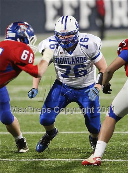 Thumbnail 3 in Christian County vs. Highlands (KHSAA Class 5A Commonwealth Gridiron Bowl) 	  photogallery.
