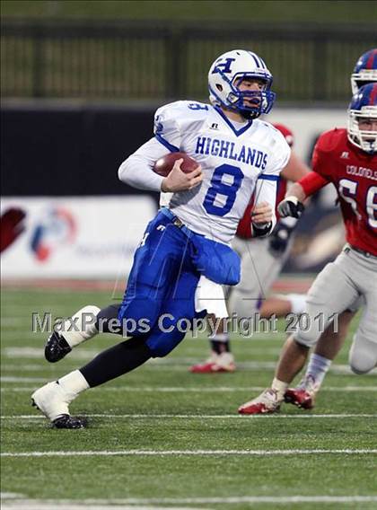 Thumbnail 1 in Christian County vs. Highlands (KHSAA Class 5A Commonwealth Gridiron Bowl) 	  photogallery.