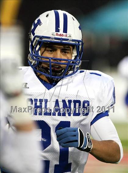 Thumbnail 1 in Christian County vs. Highlands (KHSAA Class 5A Commonwealth Gridiron Bowl) 	  photogallery.