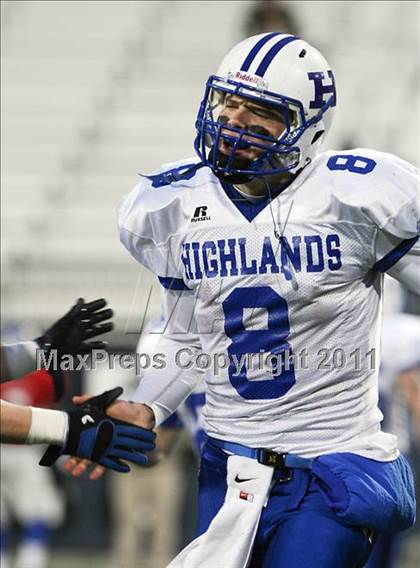 Thumbnail 1 in Christian County vs. Highlands (KHSAA Class 5A Commonwealth Gridiron Bowl) 	  photogallery.