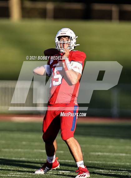 Thumbnail 1 in Clovis @ Buchanan photogallery.