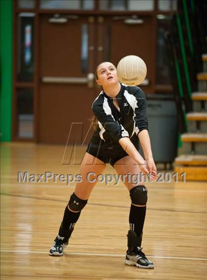 Thumbnail 1 in Rocky Hill vs. Barlow (CIAC Class M Final) photogallery.