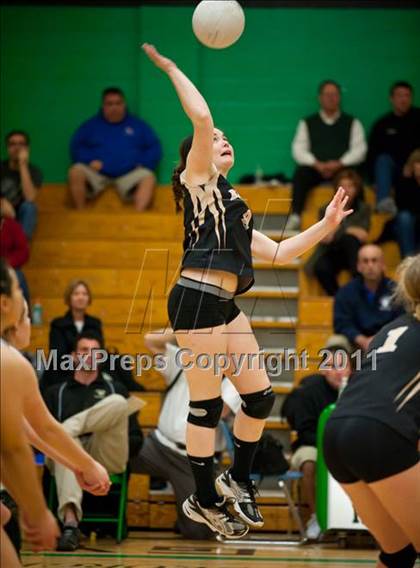 Thumbnail 2 in Rocky Hill vs. Barlow (CIAC Class M Final) photogallery.