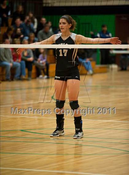 Thumbnail 2 in Rocky Hill vs. Barlow (CIAC Class M Final) photogallery.