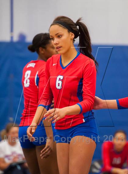 Thumbnail 1 in ThunderRidge vs. Cherry Creek (Titan Classic) photogallery.
